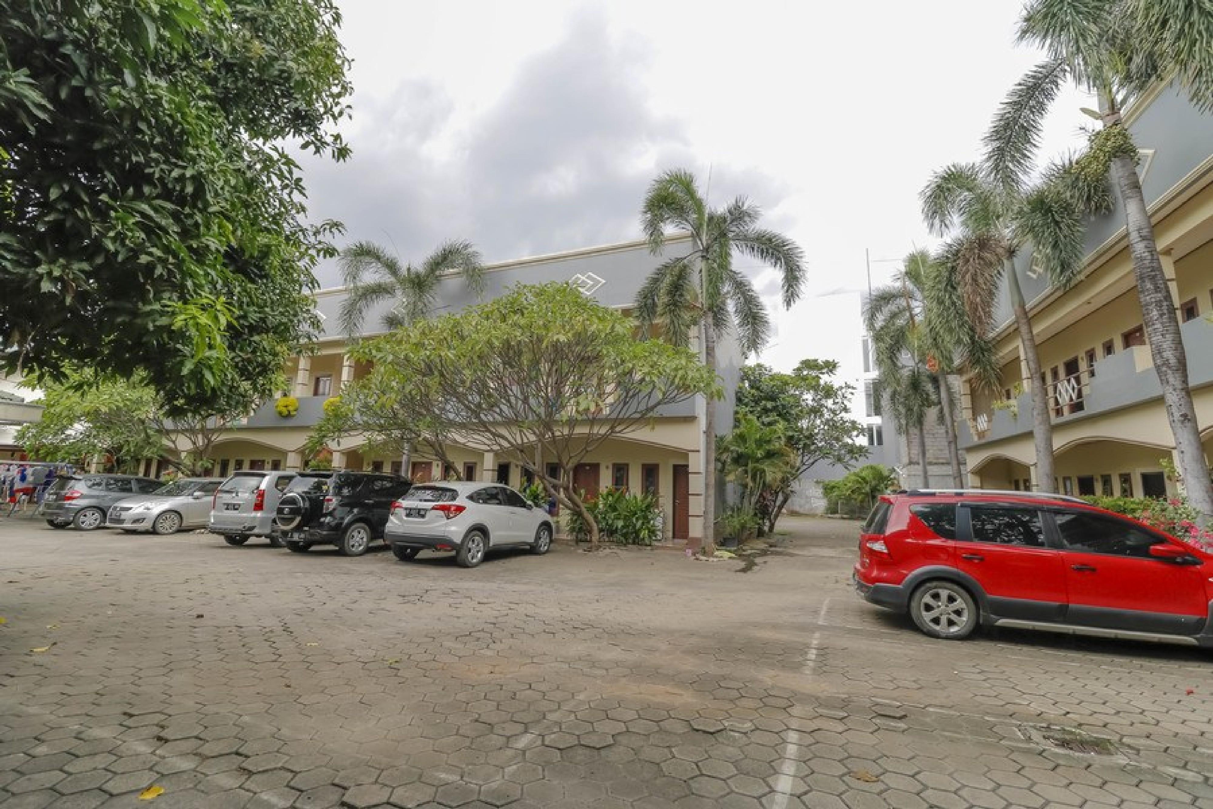 Reddoorz Plus @ Karet Pedurenan 3 Jakarta Luaran gambar