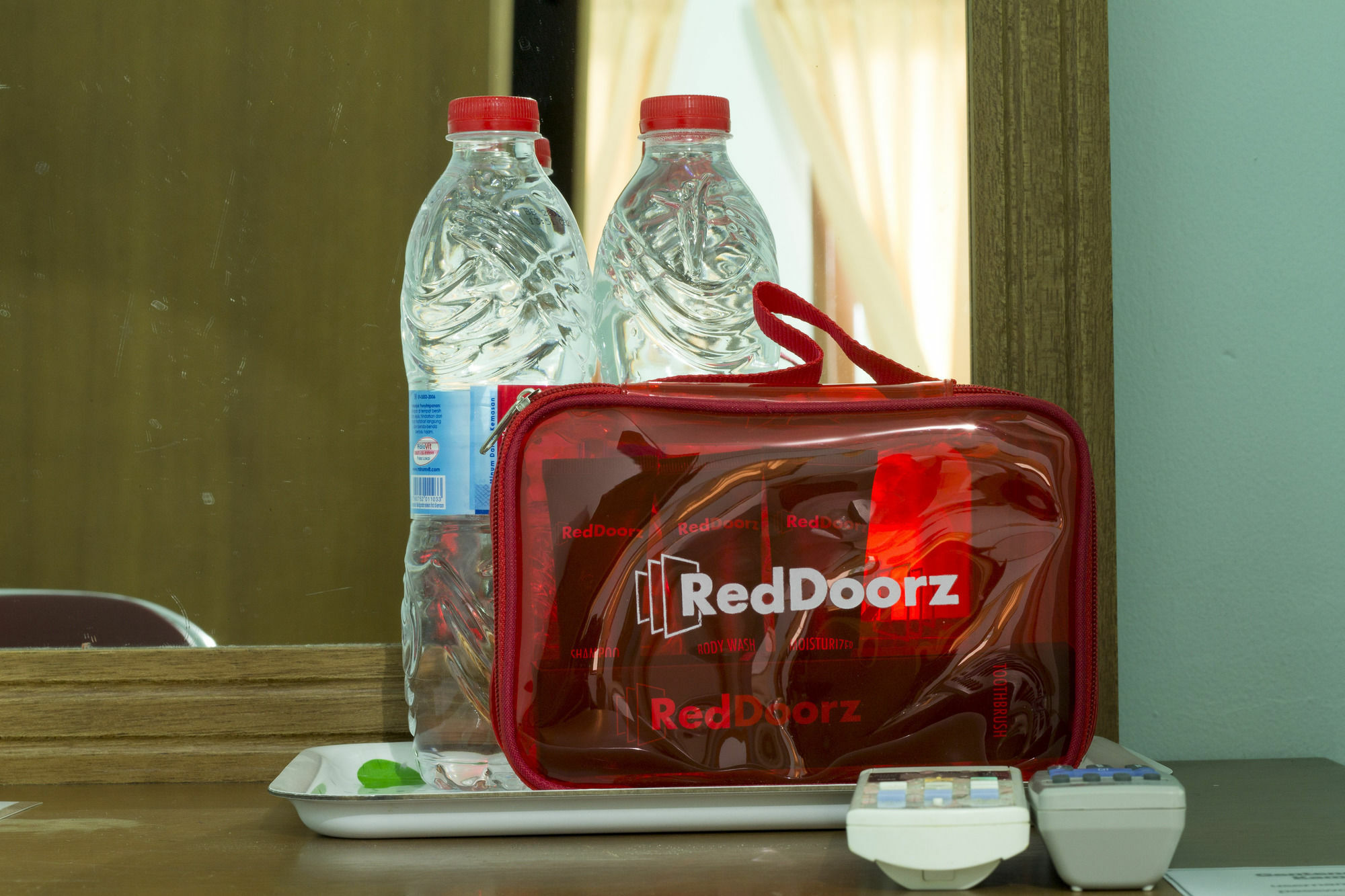 Reddoorz Plus @ Karet Pedurenan 3 Jakarta Luaran gambar