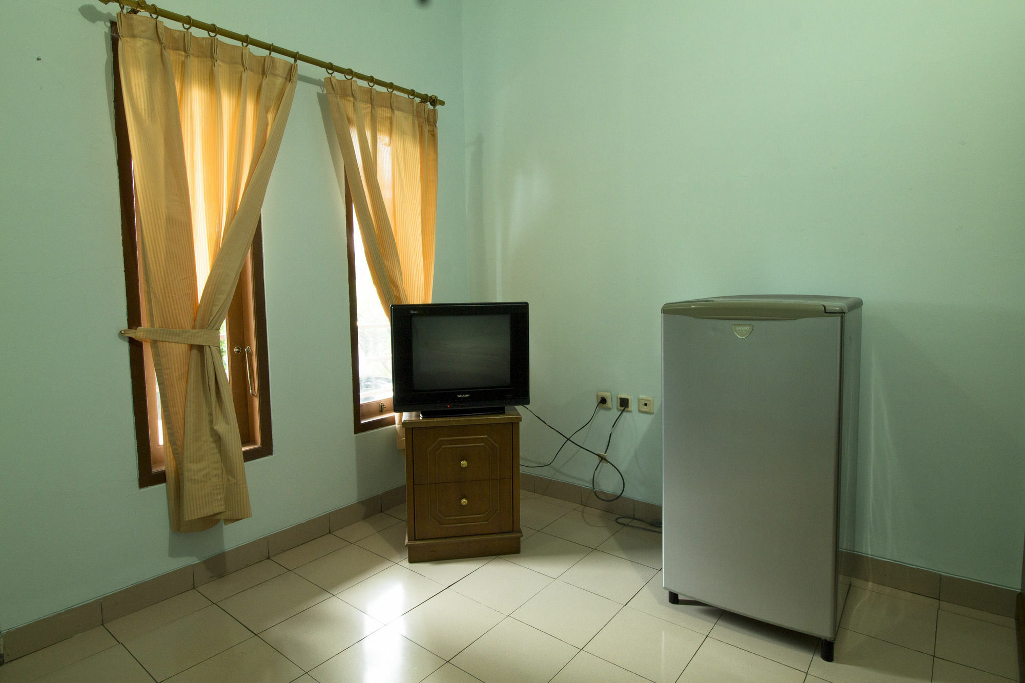 Reddoorz Plus @ Karet Pedurenan 3 Jakarta Luaran gambar