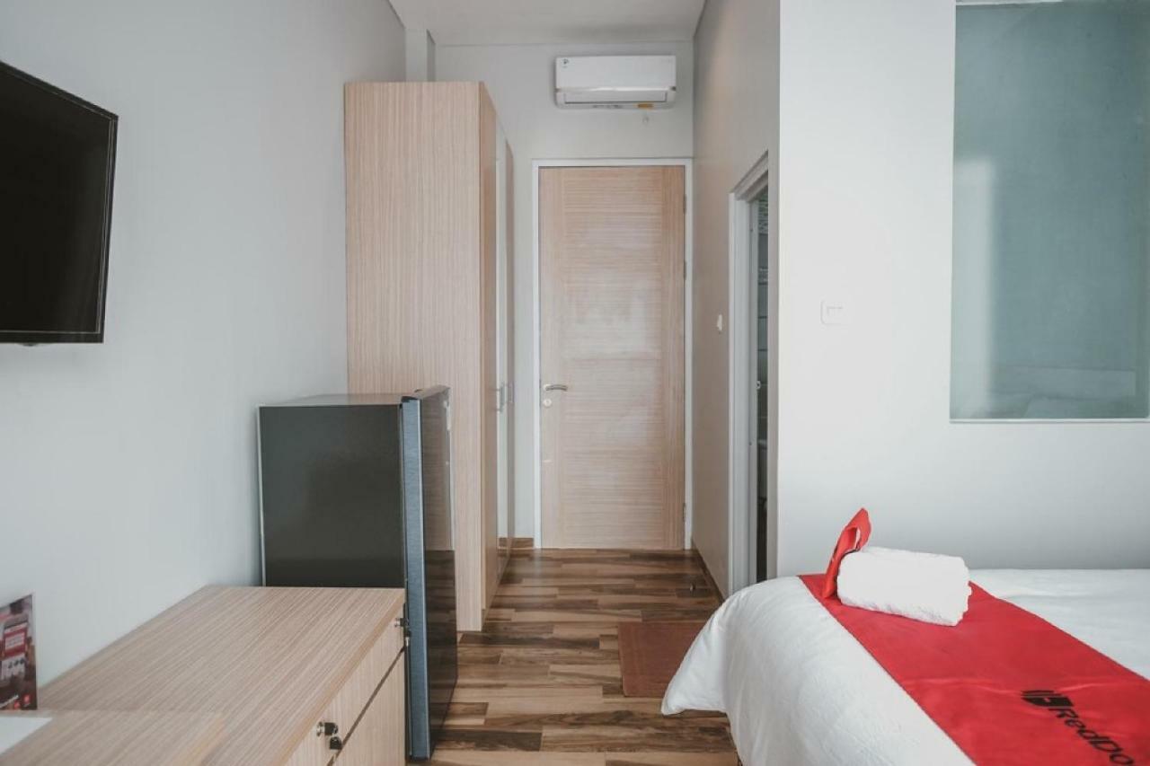 Reddoorz Plus @ Karet Pedurenan 3 Jakarta Luaran gambar