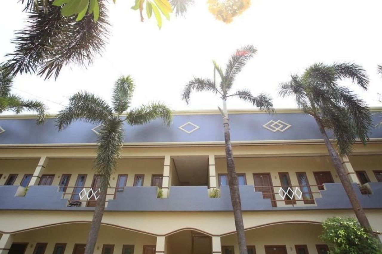 Reddoorz Plus @ Karet Pedurenan 3 Jakarta Luaran gambar